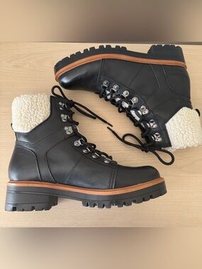 Marc Fisher Isabel Black  Leather Shearling Lace-Up Boots / Size 9